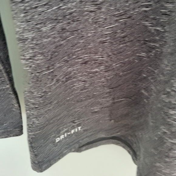 Nike Mens Dri Fit Gray Hydroguard Long Sleeve Shirt UPF 40 Size Small New - Picture 3 of 7